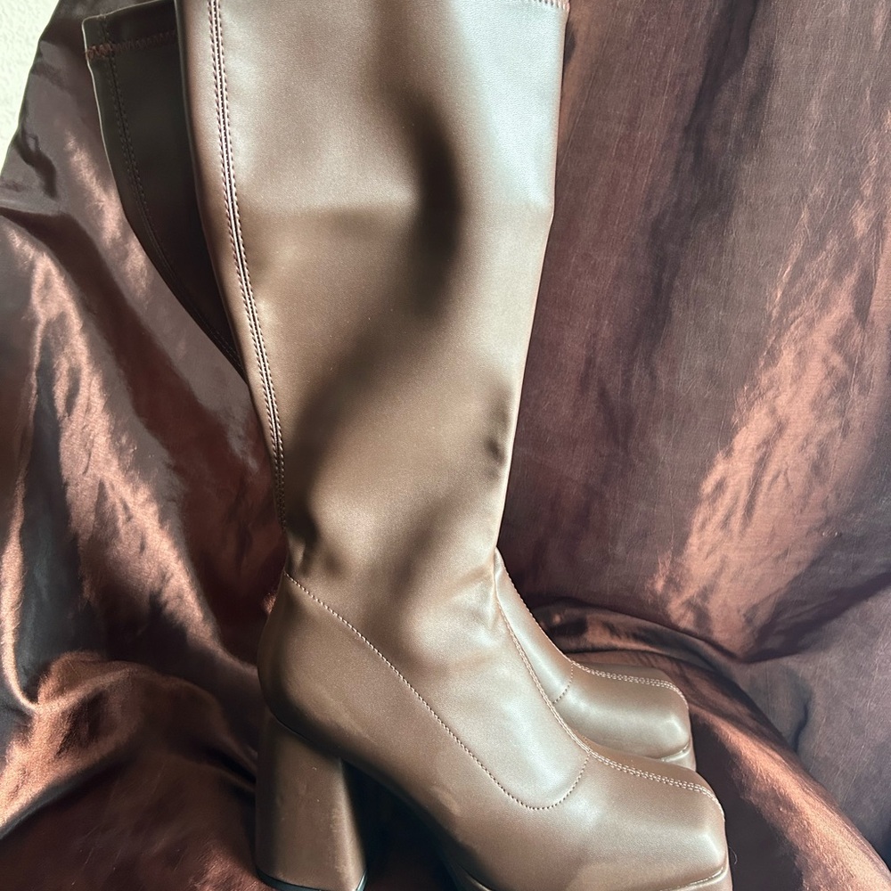 Brown Knee-High Women's Boots - Picture 2 of 11